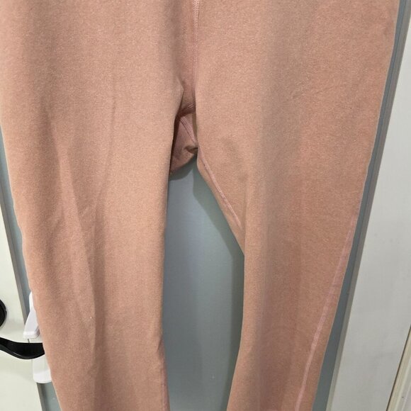 Fabletics Light Pink & Burgundy Cropped Leggings β Size XL β Cute & Comfy! π - Picture 4 of 8